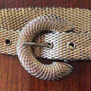Vintage Belt Statemen “C” shaped buckle, Gold tone Metal mesh/braided Sz Small